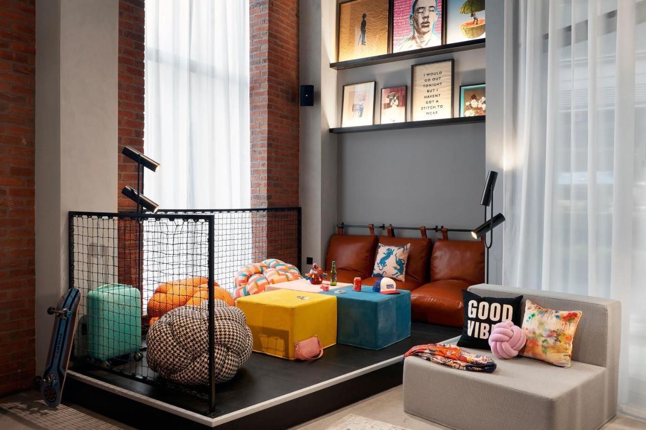 Moxy Manchester City Екстериор снимка