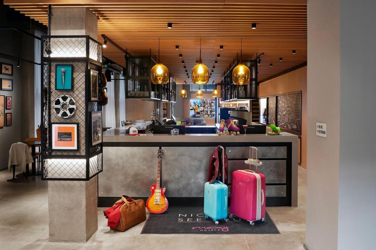 Moxy Manchester City Екстериор снимка