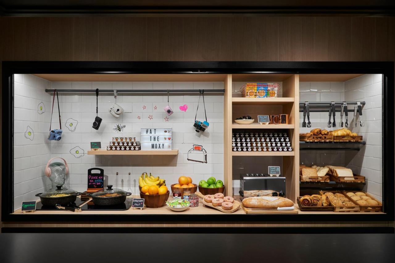 Moxy Manchester City Екстериор снимка