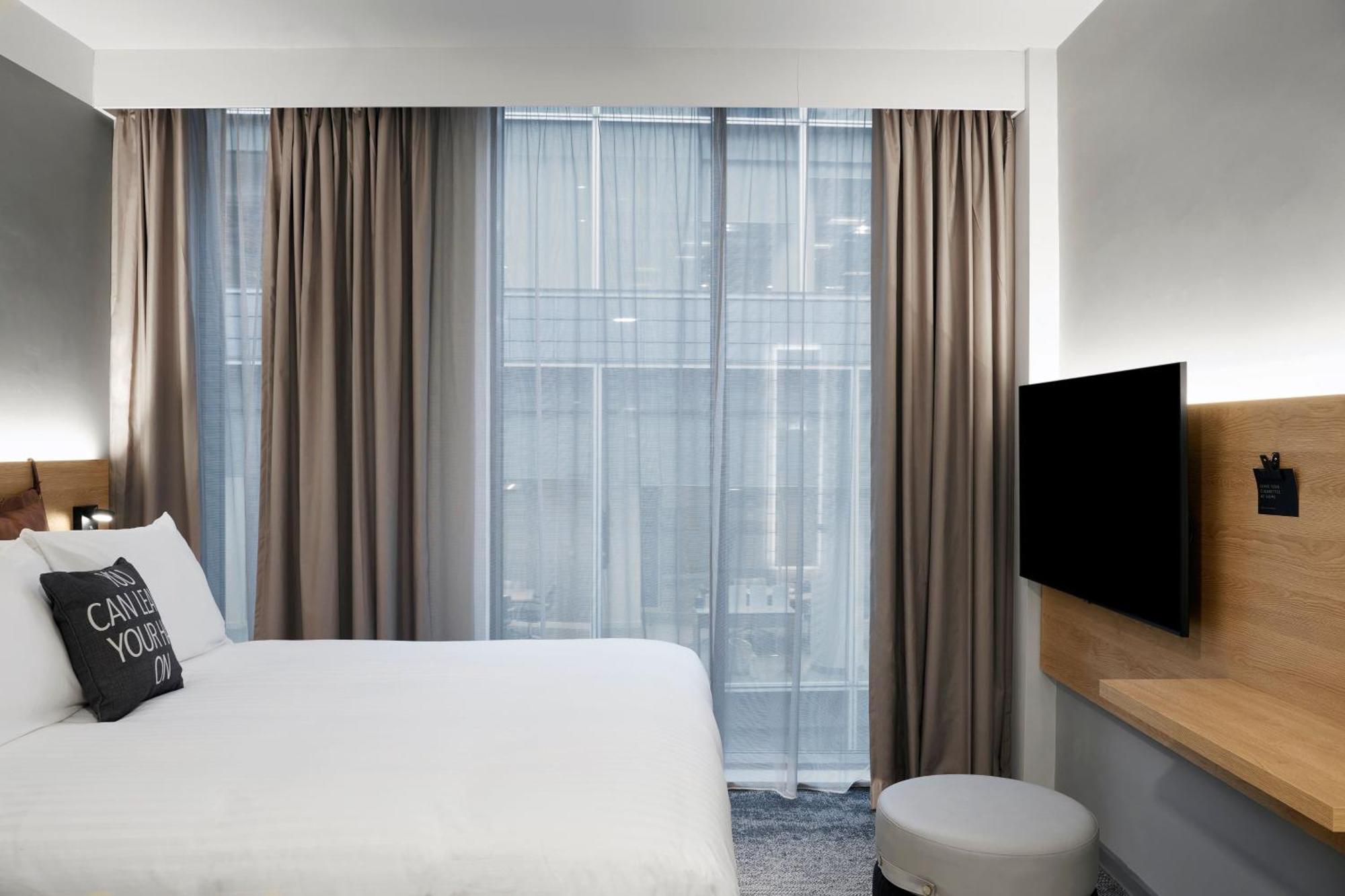 Moxy Manchester City Екстериор снимка