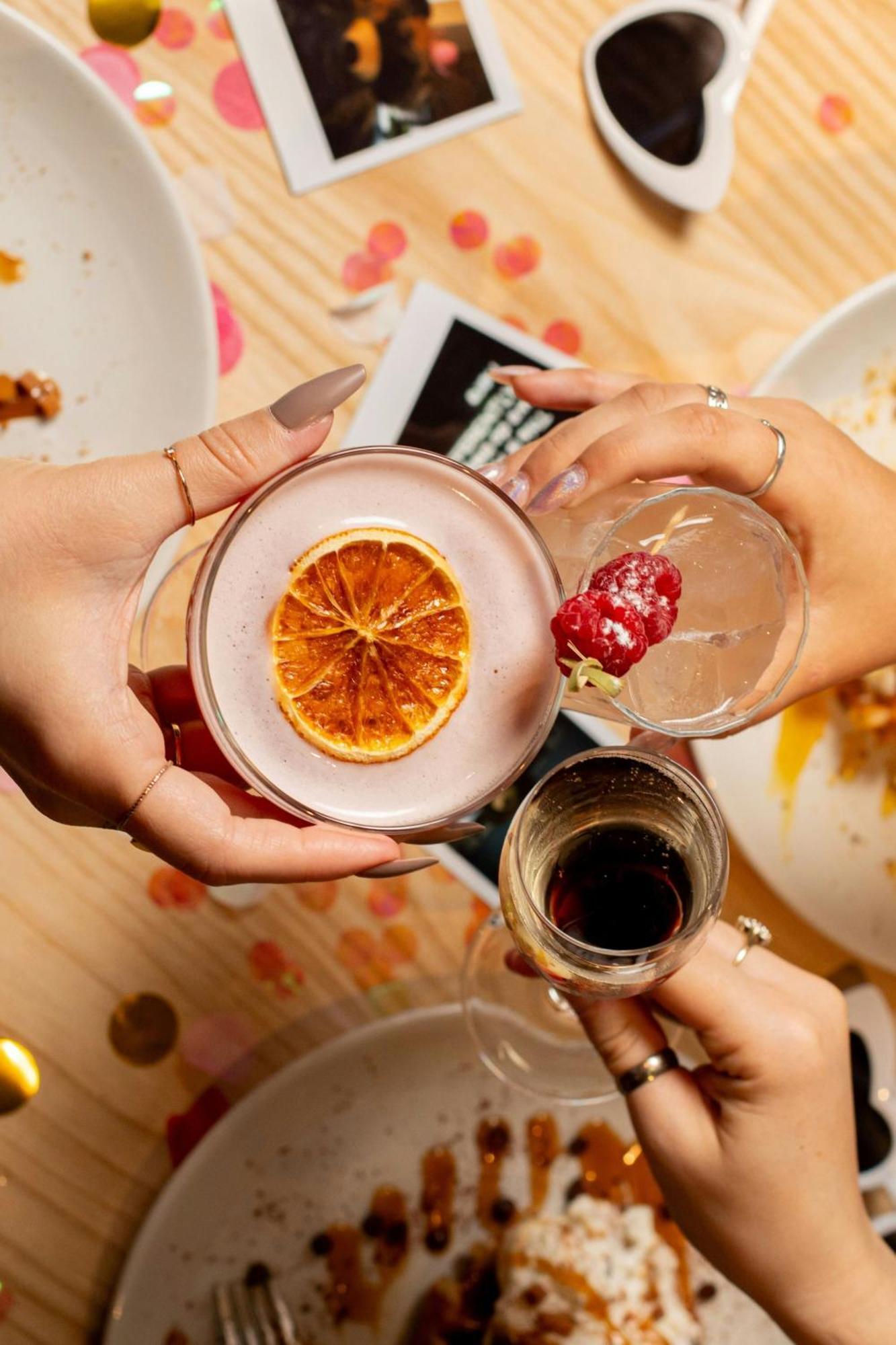 Moxy Manchester City Екстериор снимка